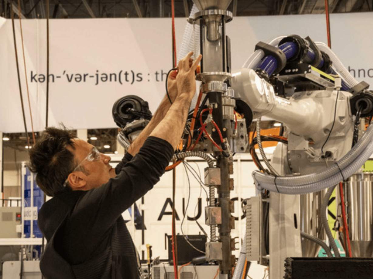 AU 2018 Continues with Industry Keynotes, Competitive Designers, and a Very Big Party