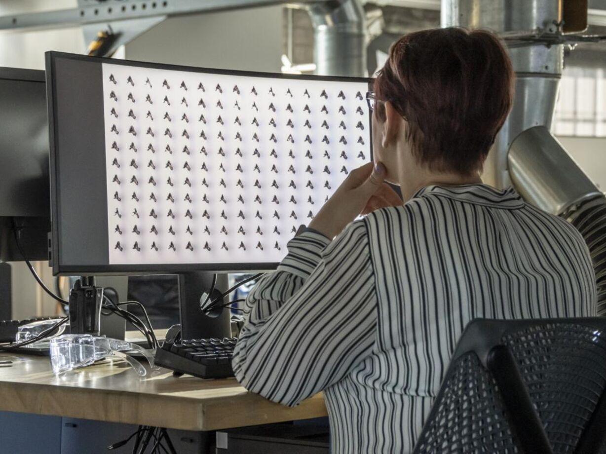 Socially Distant Spaces: New Approaches with Generative Design