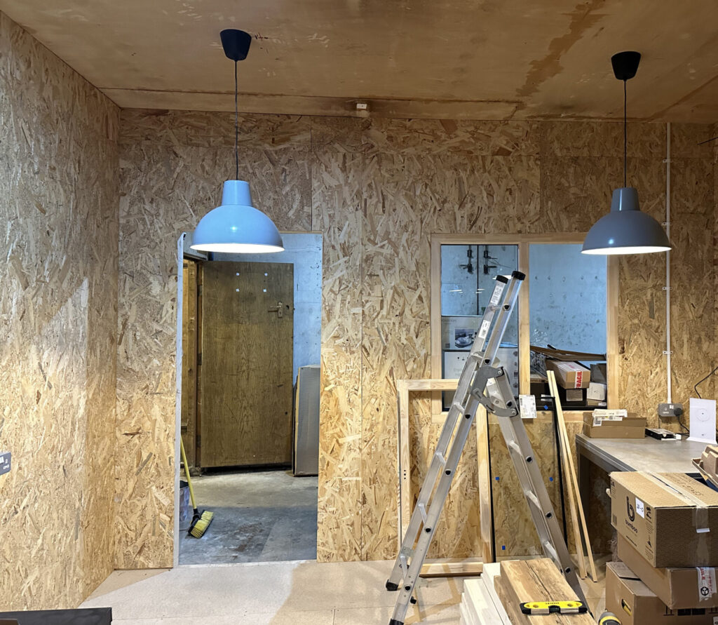 Figure 7 – The finished interior with window and door frame