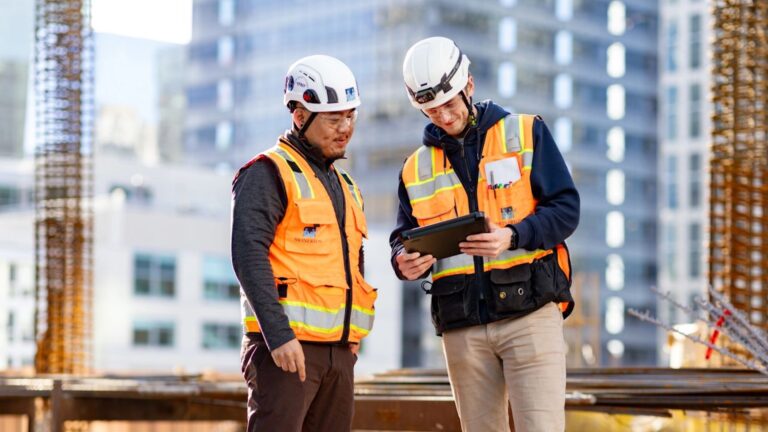 swinerton selects autodesk build