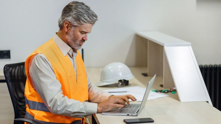 how to change autodesk forma hub name